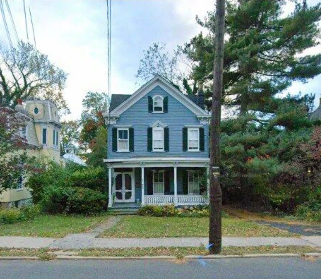 243 Woodbridge Avenue, Metuchen, NJ 08840