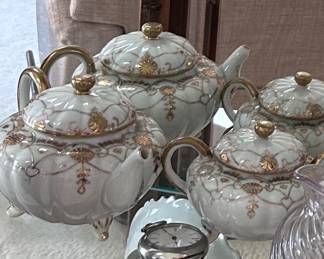 Gold leaf tea set