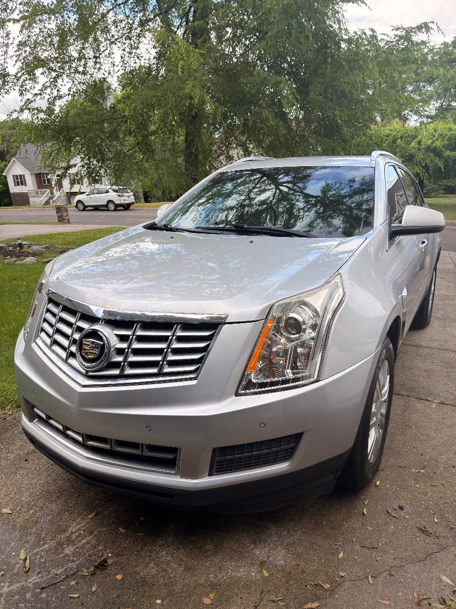 Cadillac SRX luxury crossover SUV, silver