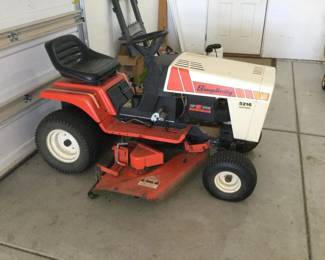 12.5 hp Lawn Tractor