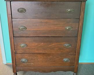 432 Vtg Mahogany Chest On Chest