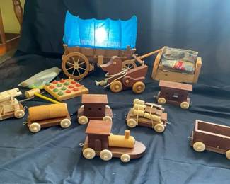 407 Wooden Toy Wonders 