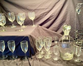 213 Drinks On The House