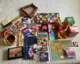 410 Toys  Games Hodge Podge