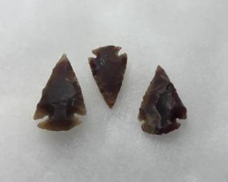 015  Modern Arrowheads