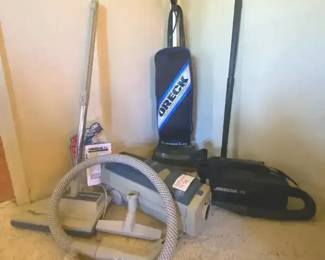 102 Vtg. Vacuum Trio