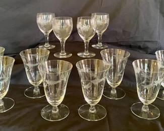 121 Etched Glassware Delight