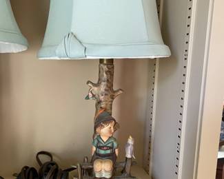 Hummel lamp