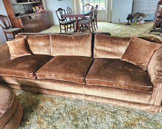 Mid-Century couch, needs new legs