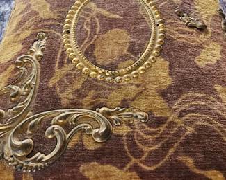 beautiful Victorian photo album and music box, great condition 