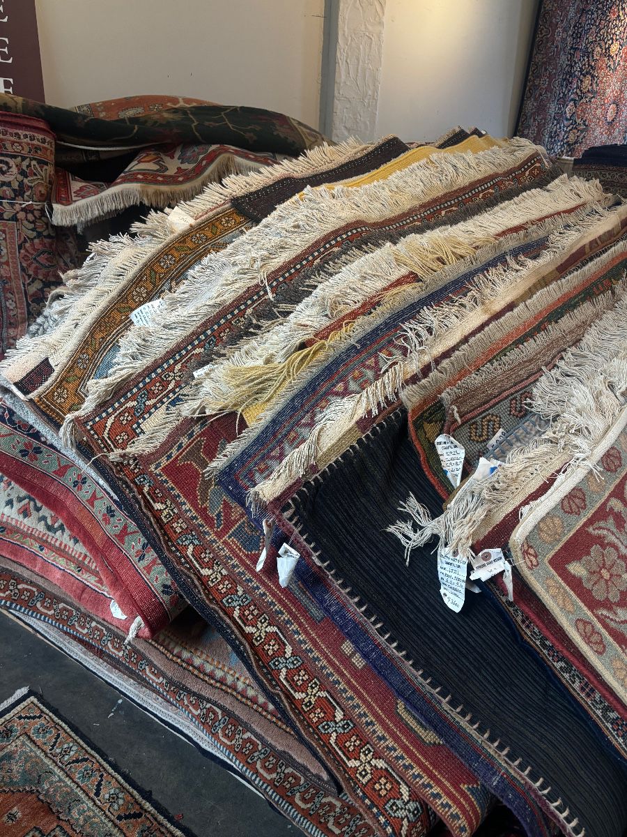 hundreds of vintage & modern rugs to flip through 