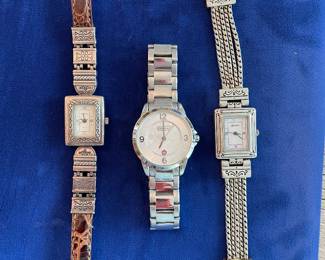 Most watches need batteries, working condition unknown - priced accordingly.