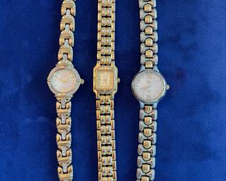 Most watches need batteries, working condition unknown - priced accordingly.