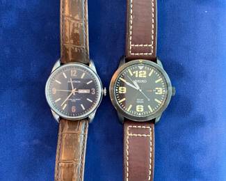 Most watches need batteries, working condition unknown - priced accordingly.