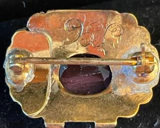 Early gold (not marked) pin