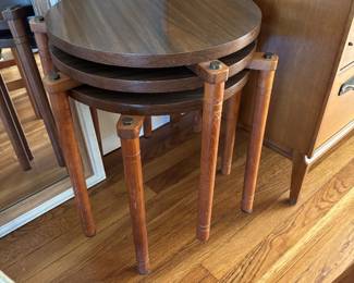 MCM stackable round tables 