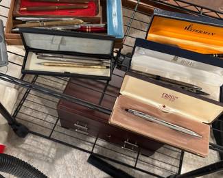 GOLD AND SILVER CROSS PENS 