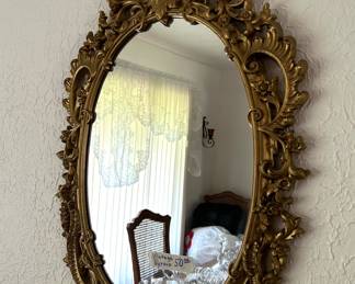 Vintage 1970s Syroco Mirror