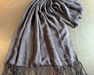 GIGIO SILK SCARF SILENT AUCTION