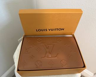 LV Small Replica Never used LIVE AUCTION