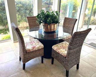 Dining Set Glass Top, Pedestal Wood Base 4 Woven Rattan Chairs Cushions $375