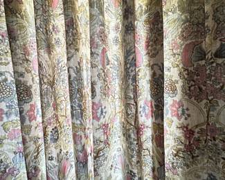 Curtains MBR Floral Up Close
