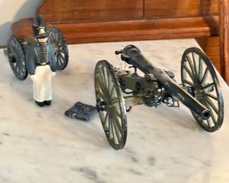 Militaria