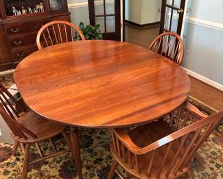 Dining table/chairs