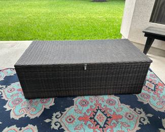  Gallon Wicker Outdoor Storage Box