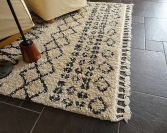 Moroccan Shag Collection 5'3" x 7'11" Cream Colors