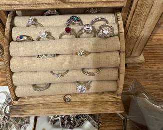 J Elliott Est Sales-Jewelry, Electronics, Tools, Toys, Dallas Cowboys, Appliances