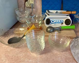 Oreo Ice Cream Cookie Bowl Set