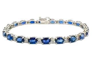 Lot 8262 Blue Sapphire  Diamond Bracelet