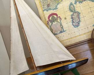 587 Wooden Pond Yacht XL Sailboat Model