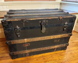 587 Vintage Steamer Trunk