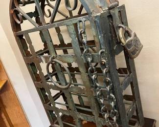 587 French Wrought Iron Wine Cage
