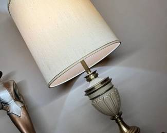 587 Stiffel Vintage Brass  Enamel Table Lamp