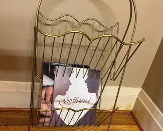 587 Vintage Metal 2Tier Magazine Rack