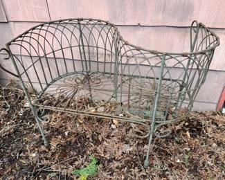 587 Vintage TeteaTete Metal Garden Bench Kissing Chair