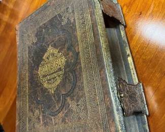 587 Antique Browns Family Bible Scotland