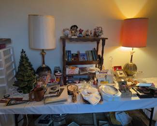 MCM Lamps, Collectibles, Ceramic Christmas trees
