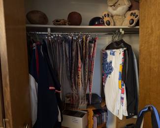 Sports Pennants, Many Indians