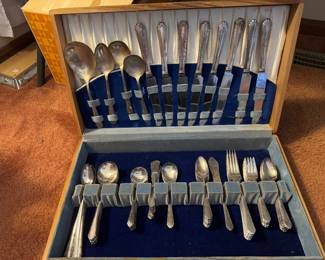 Silverplate Set 