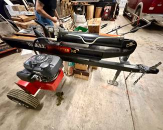 Huskee 27 ton Log Splitter