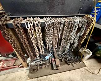 Assortment of heavy chains