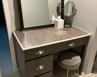 vanity with stool and mirror