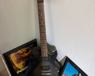 Les Paul style guitar