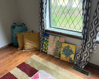 wall decor, pillows