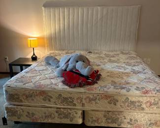 king bed