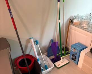 cleaning supplies